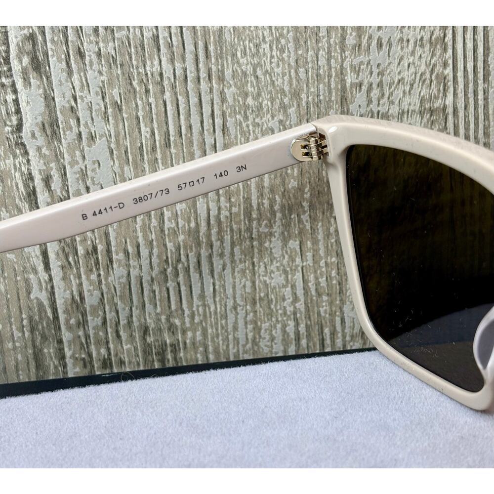 Brand new Burberry BE4411D 3807 Beige Square Sunglasses - Picture 10 of 11